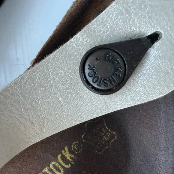 Birkenstock Gizeh Sandal in Graceful Pearl White - Picture 2 of 15